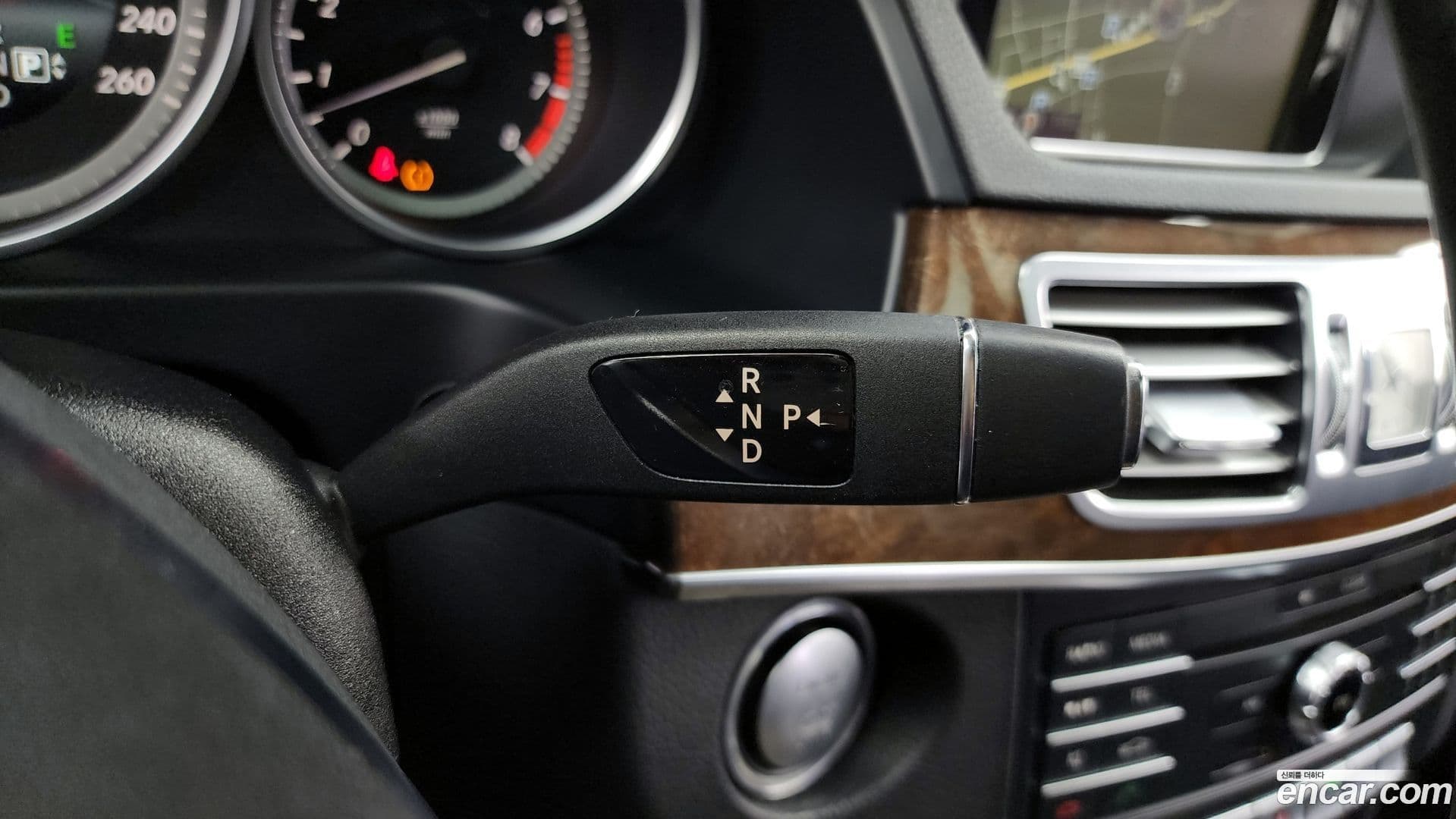 Main__Slider__Photo:E-Class Mercedes-Benz 2015.5-8