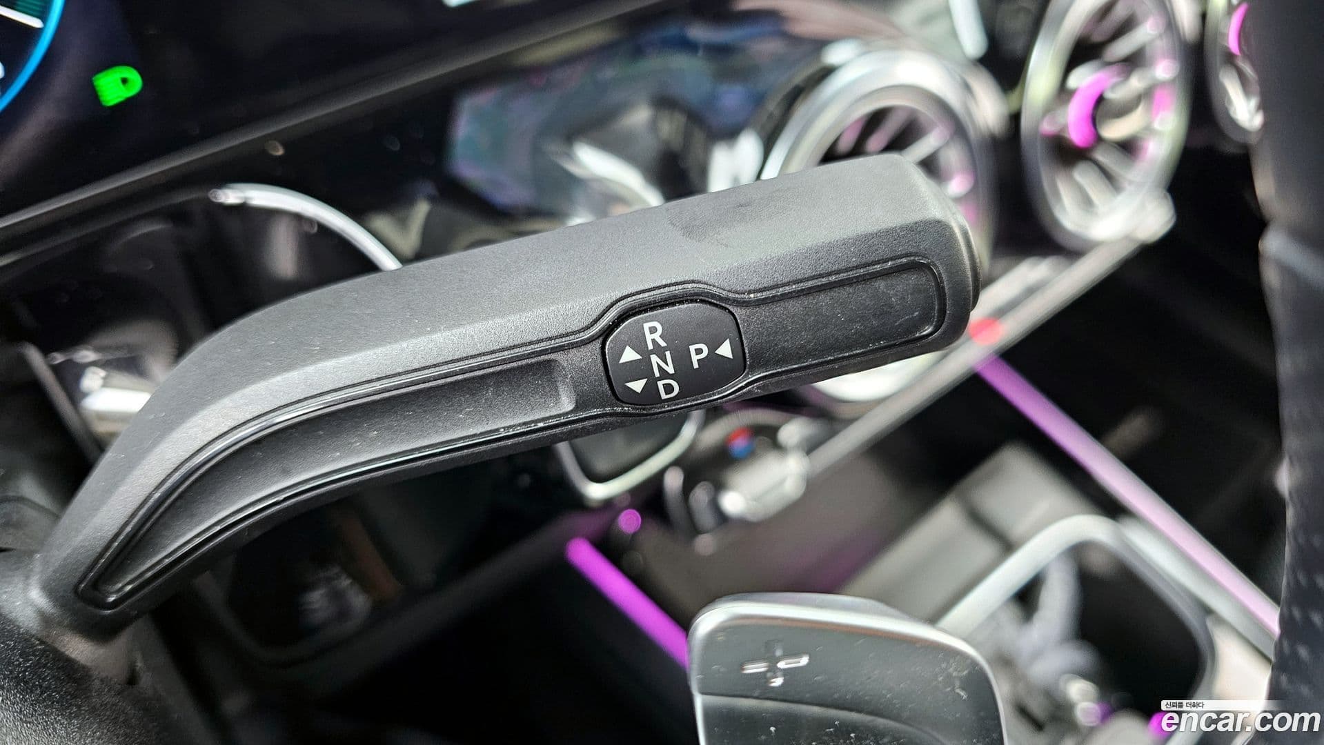 Main__Slider__Photo:EQA Mercedes-Benz 2023.2-8