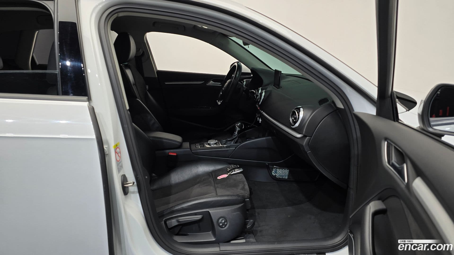 Main__Slider__Photo:A3 Audi 2015.10-10