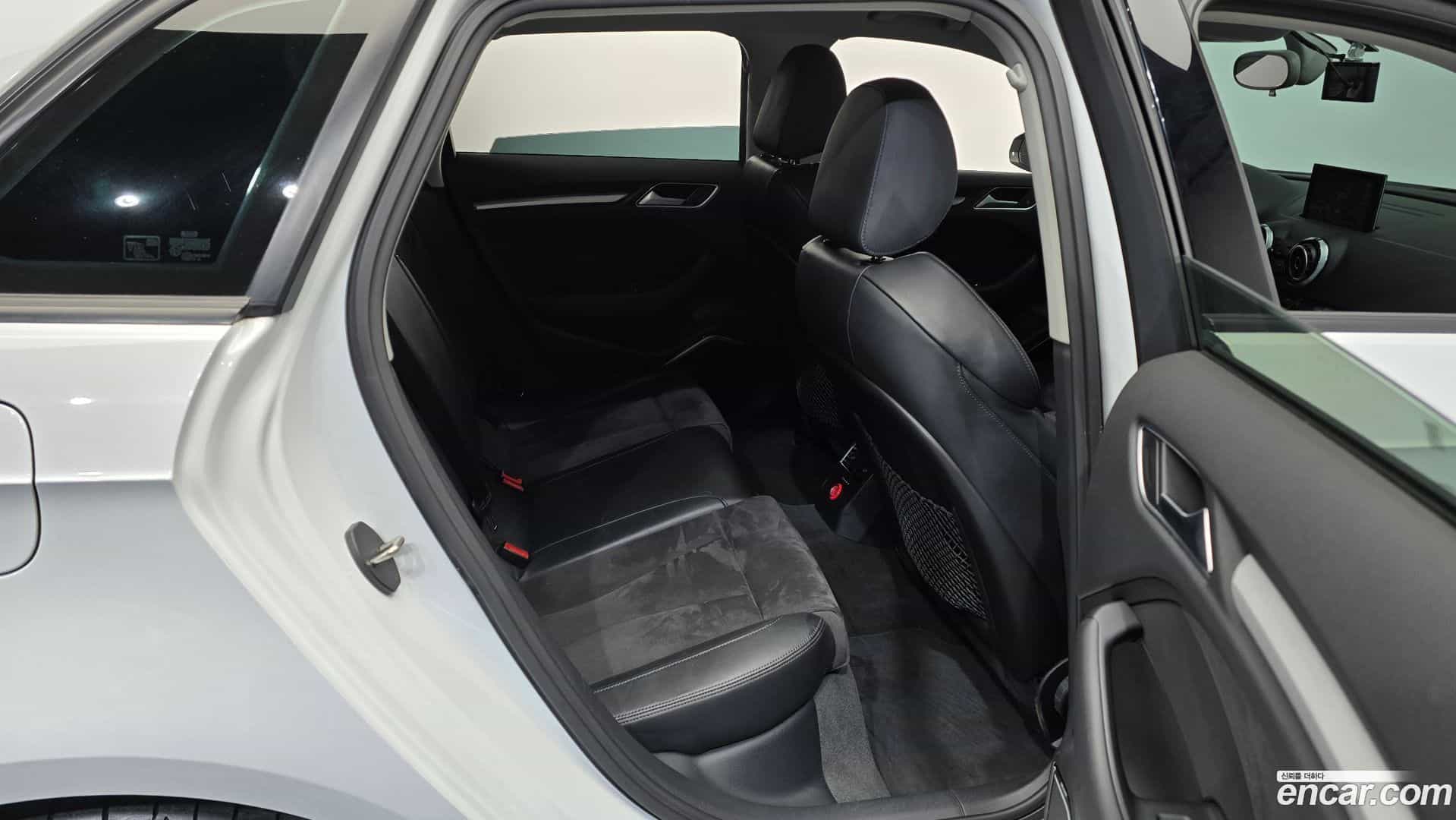 A3 Audi 2015.10-OPTION-016