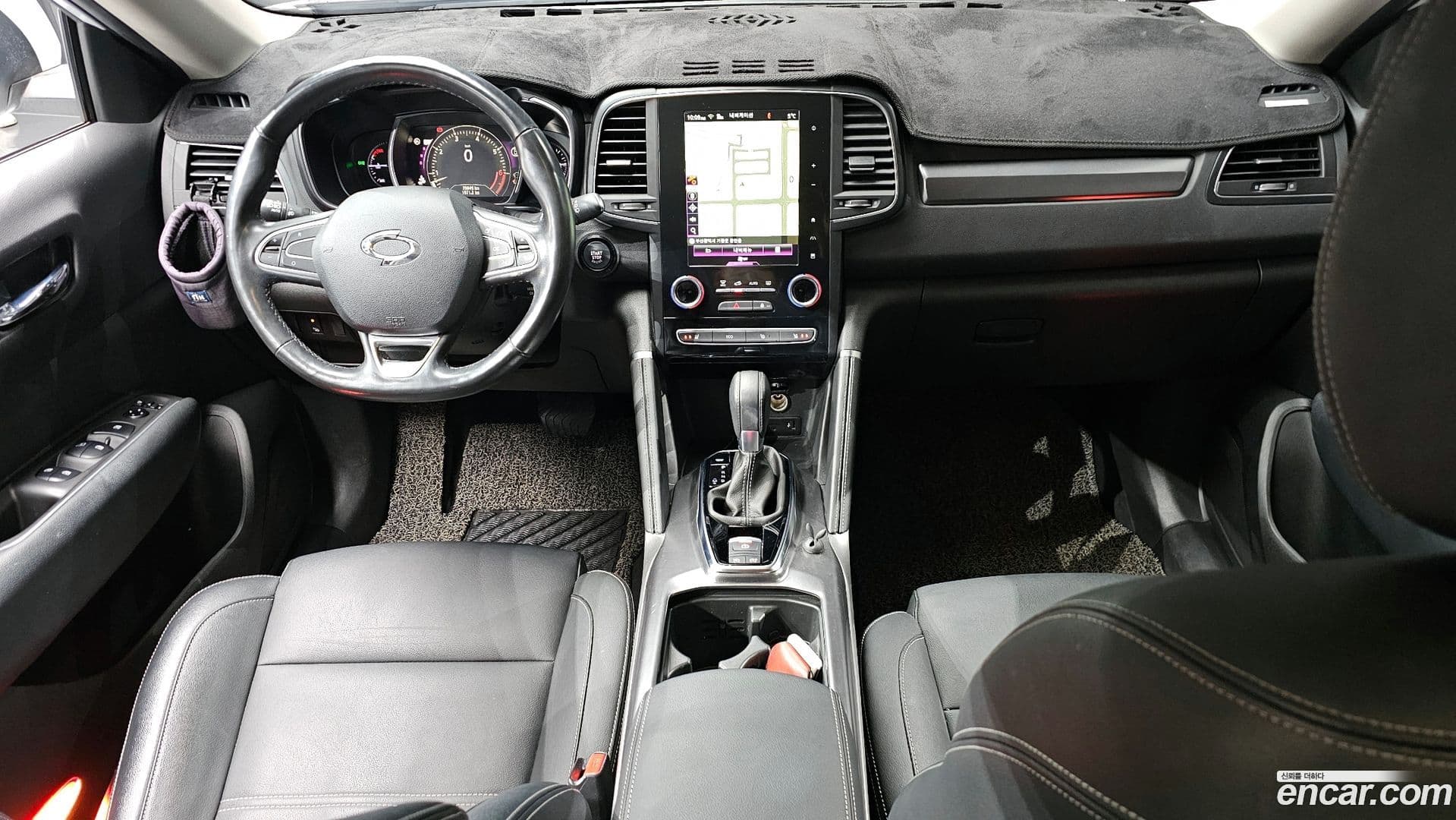 Main__Slider__Photo:QM6 Renault-KoreaSamsung 2020.2-6