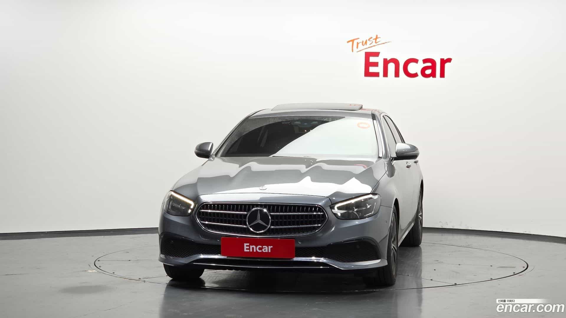 E-Class Mercedes-Benz 2020.10-OUTER-003