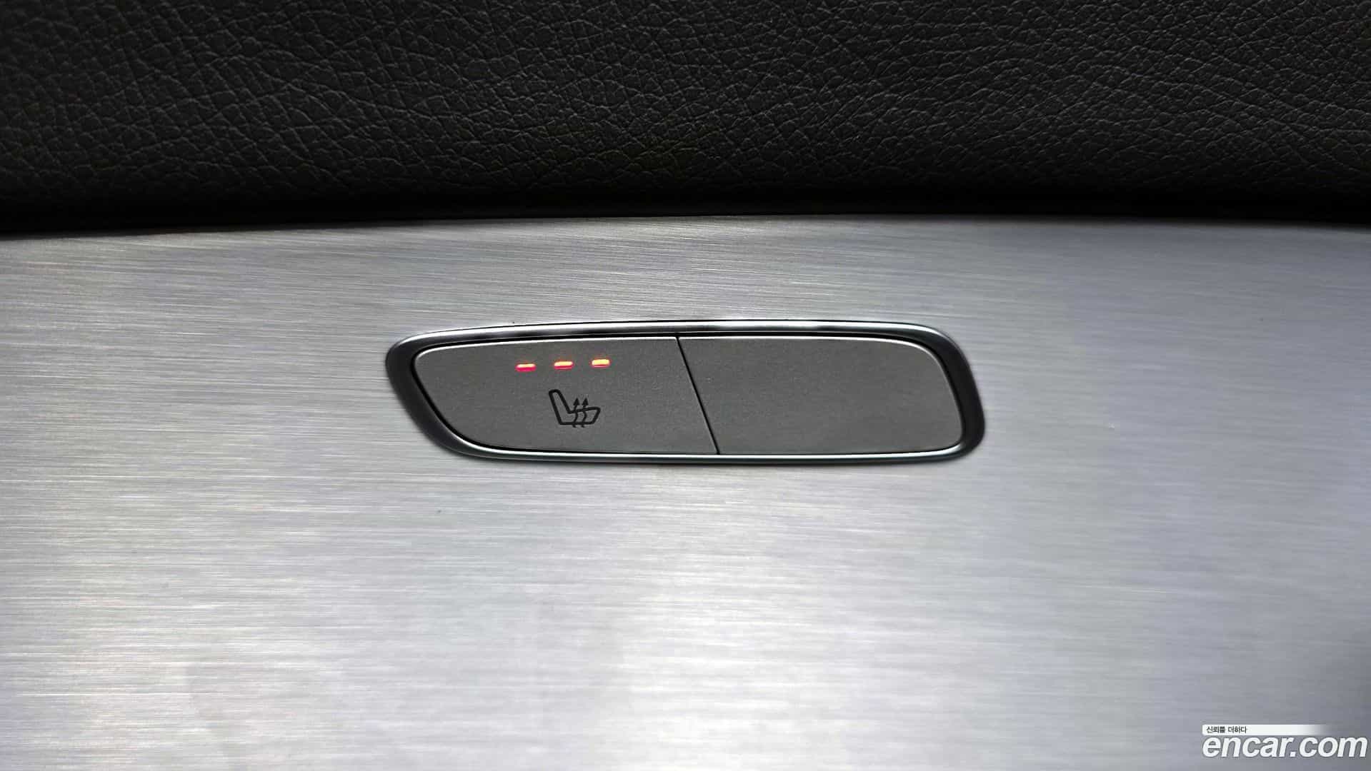 E-Class Mercedes-Benz 2020.10-OPTION-022