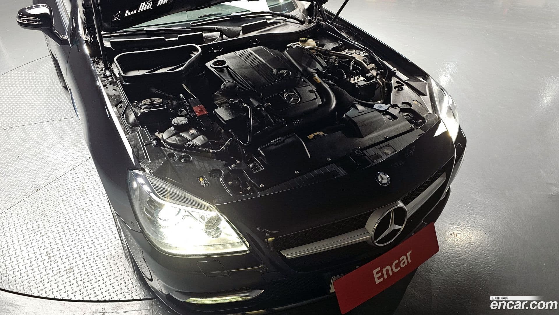 Main__Slider__Photo:SLK-Class Mercedes-Benz 2012.3-5