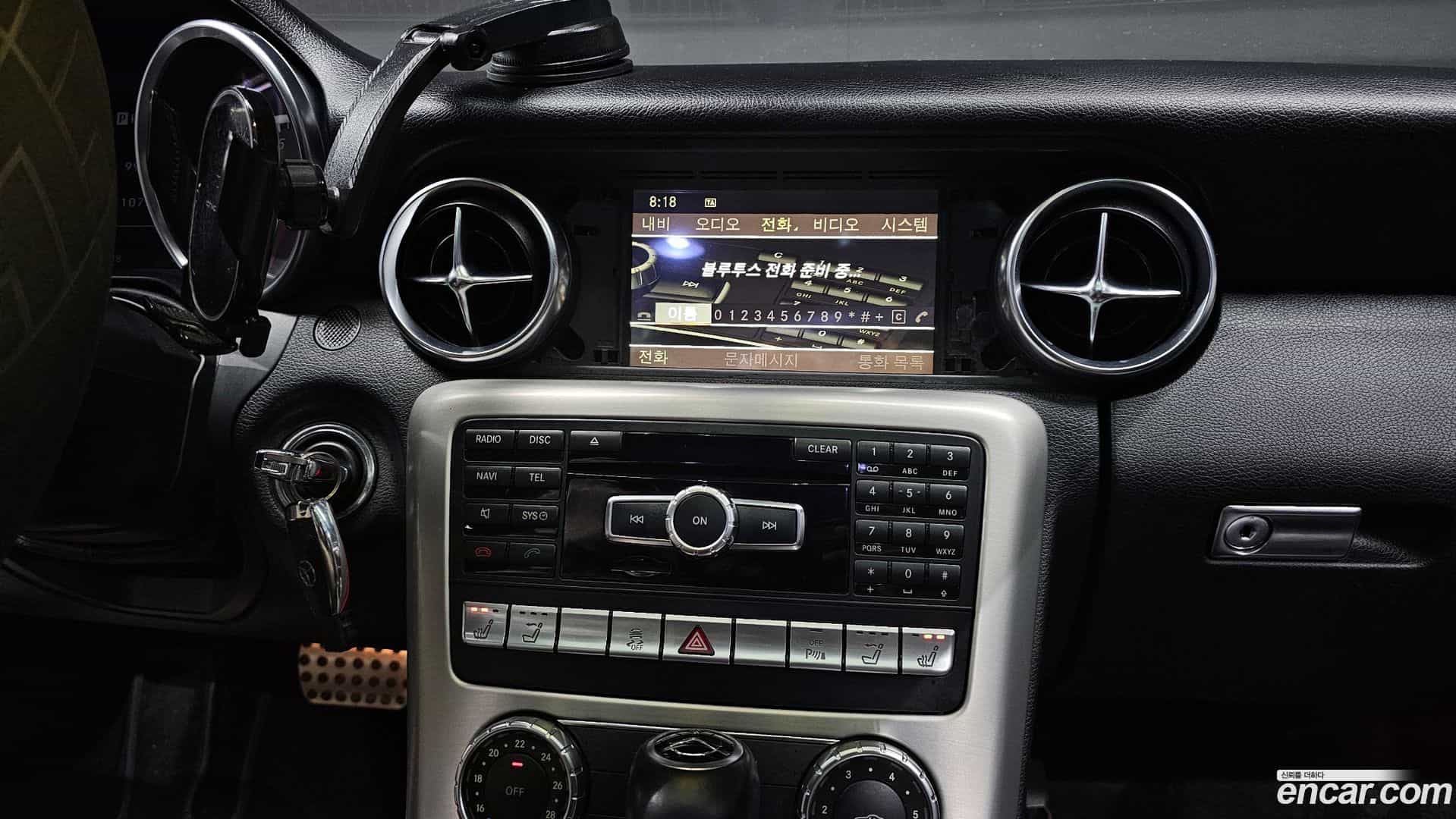 SLK-Class Mercedes-Benz 2012.3-OPTION-018