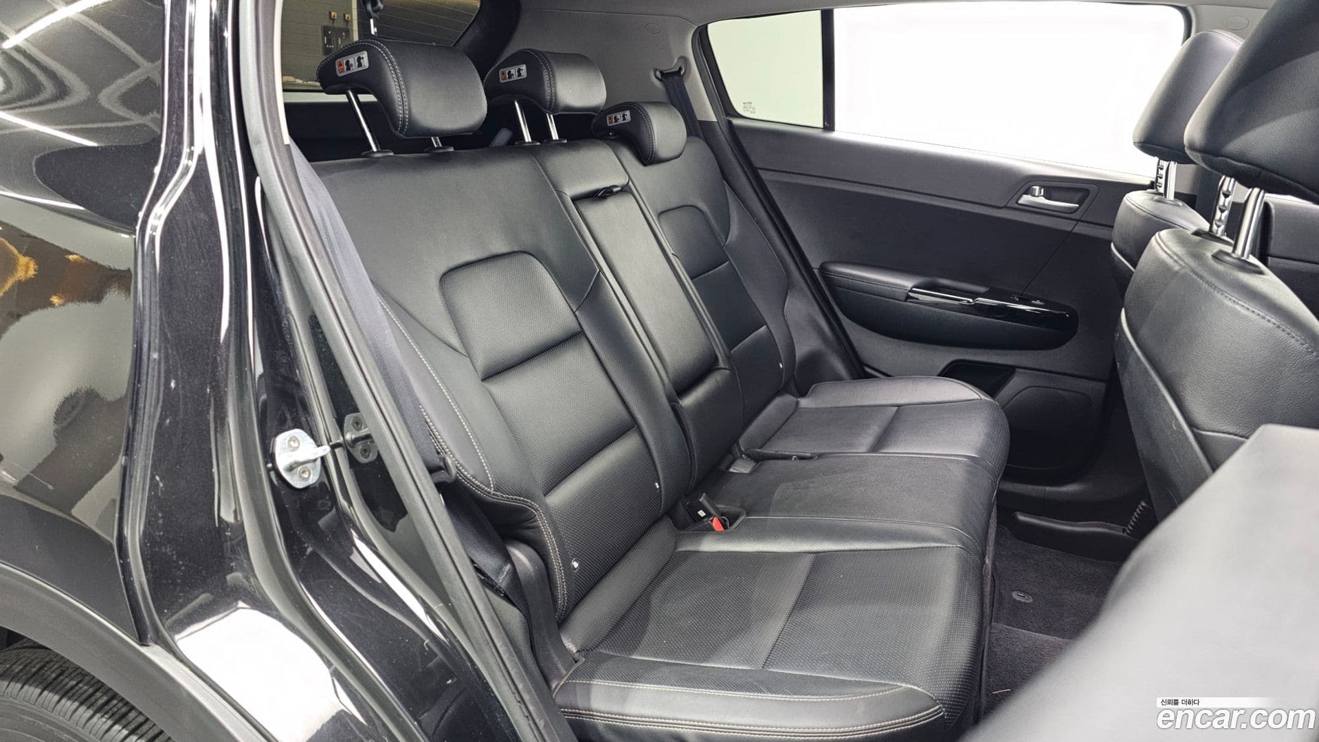 Main__Slider__Photo:Sportage Kia 2015.10-11