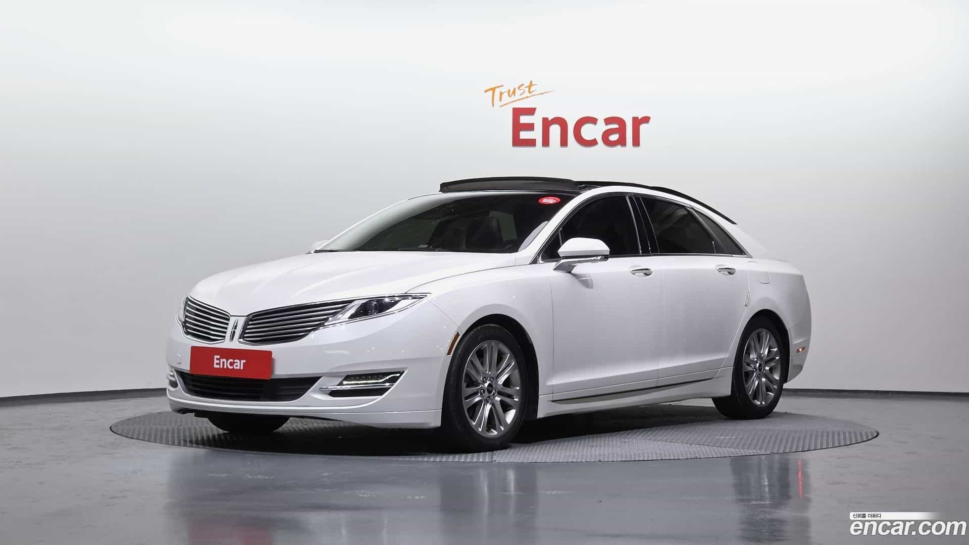 MKZ Lincoln 2015.8-OUTER-001