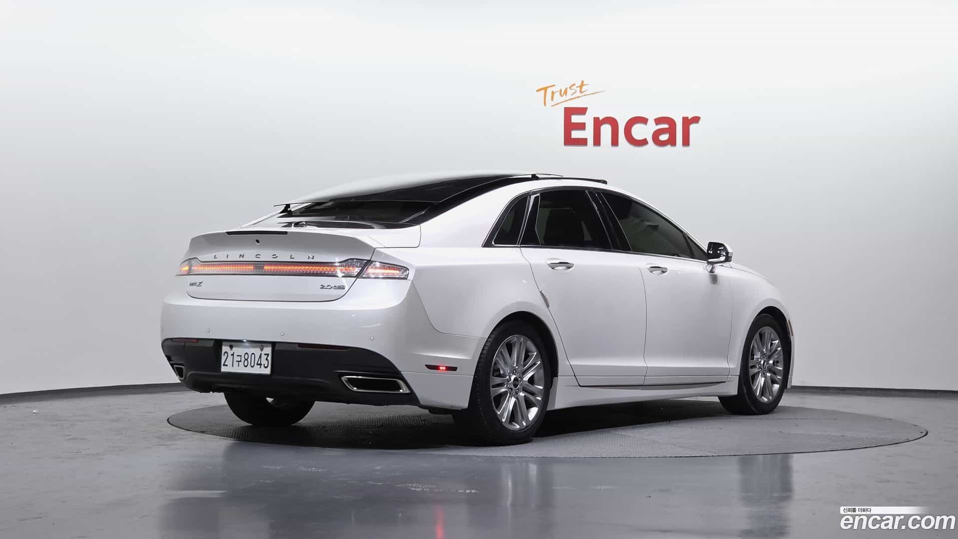 MKZ Lincoln 2015.8-OUTER-002