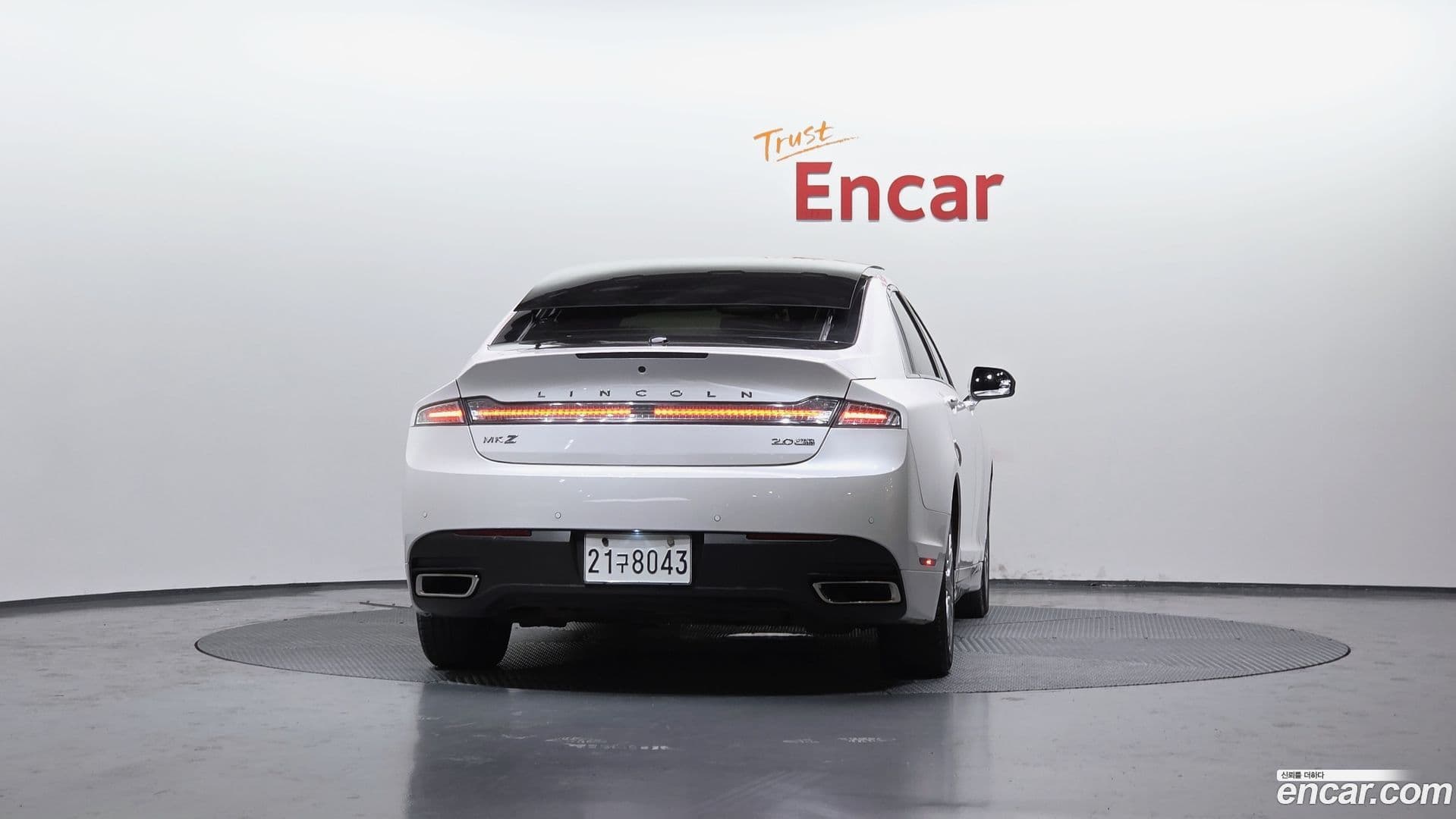 Main__Slider__Photo:MKZ Lincoln 2015.8-3