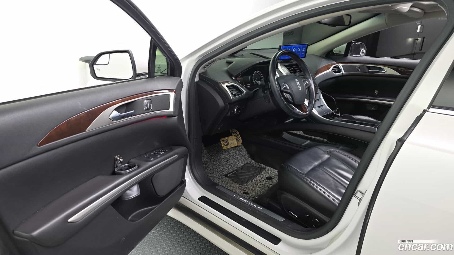 MKZ Lincoln 2015.8-INNER-010