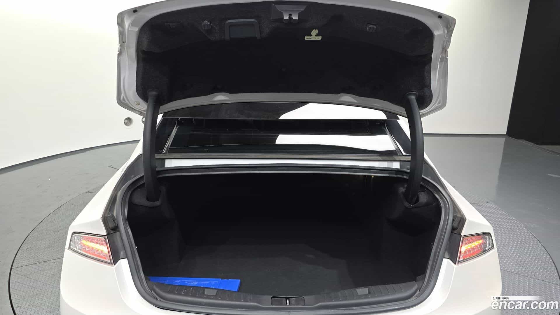 MKZ Lincoln 2015.8-OPTION-024