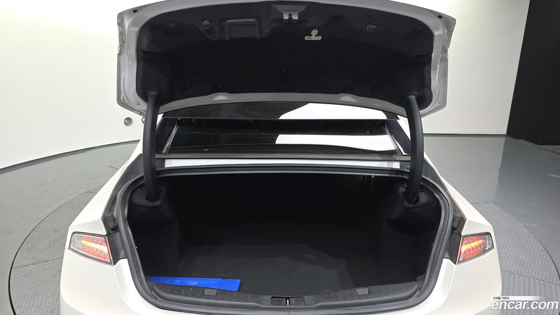 Main__Slider__Photo:MKZ Lincoln 2015.8-19