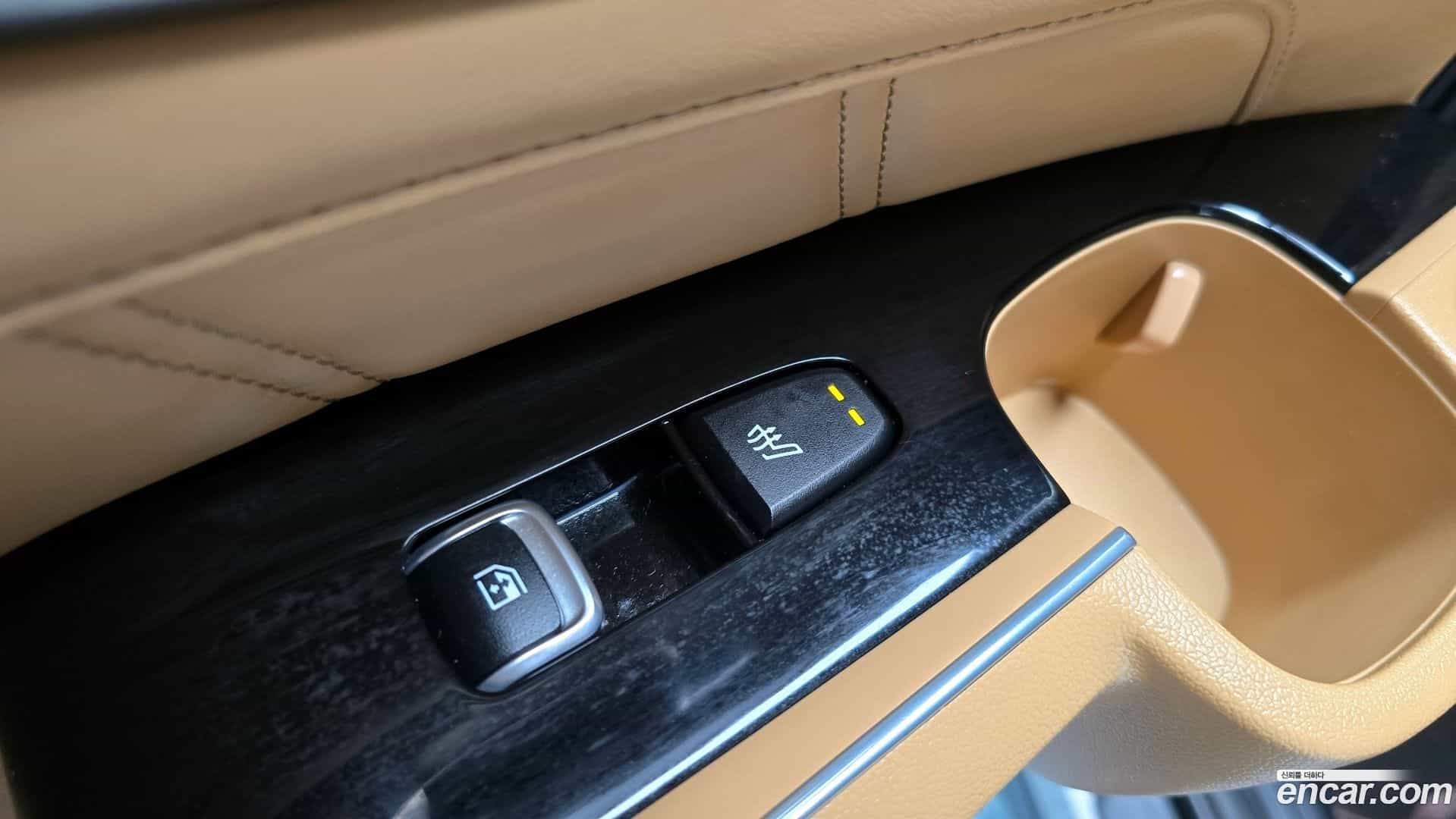 Sorento Kia 2023.0-OPTION-023