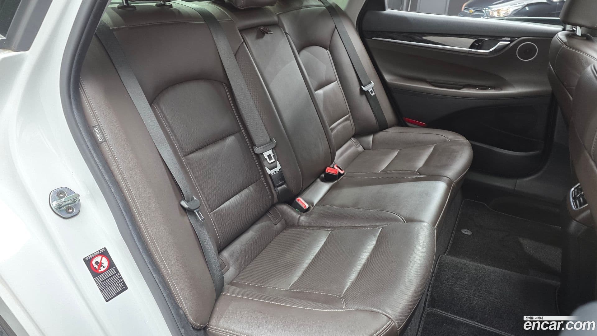 Main__Slider__Photo:Grandeur Hyundai 2017.5-11