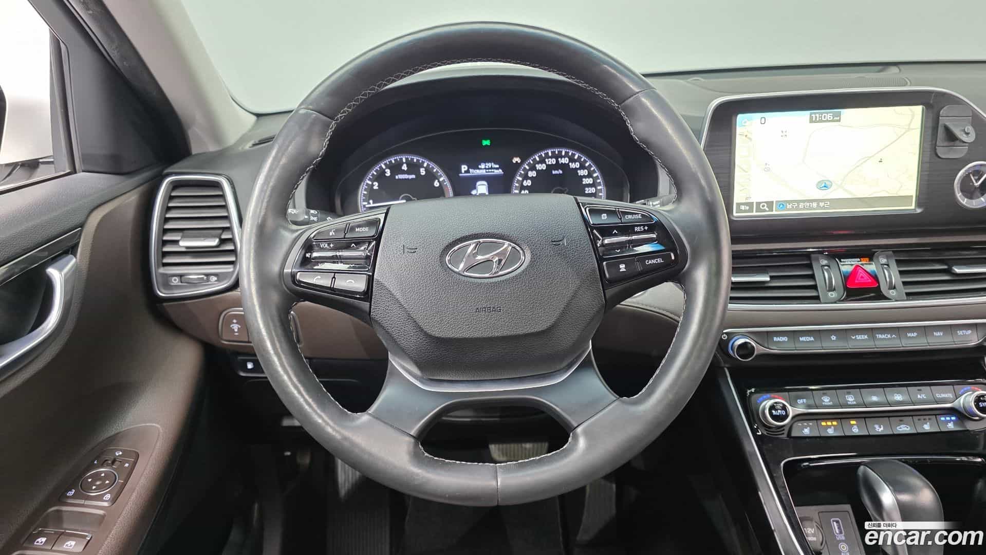Grandeur Hyundai 2017.5-OPTION-017