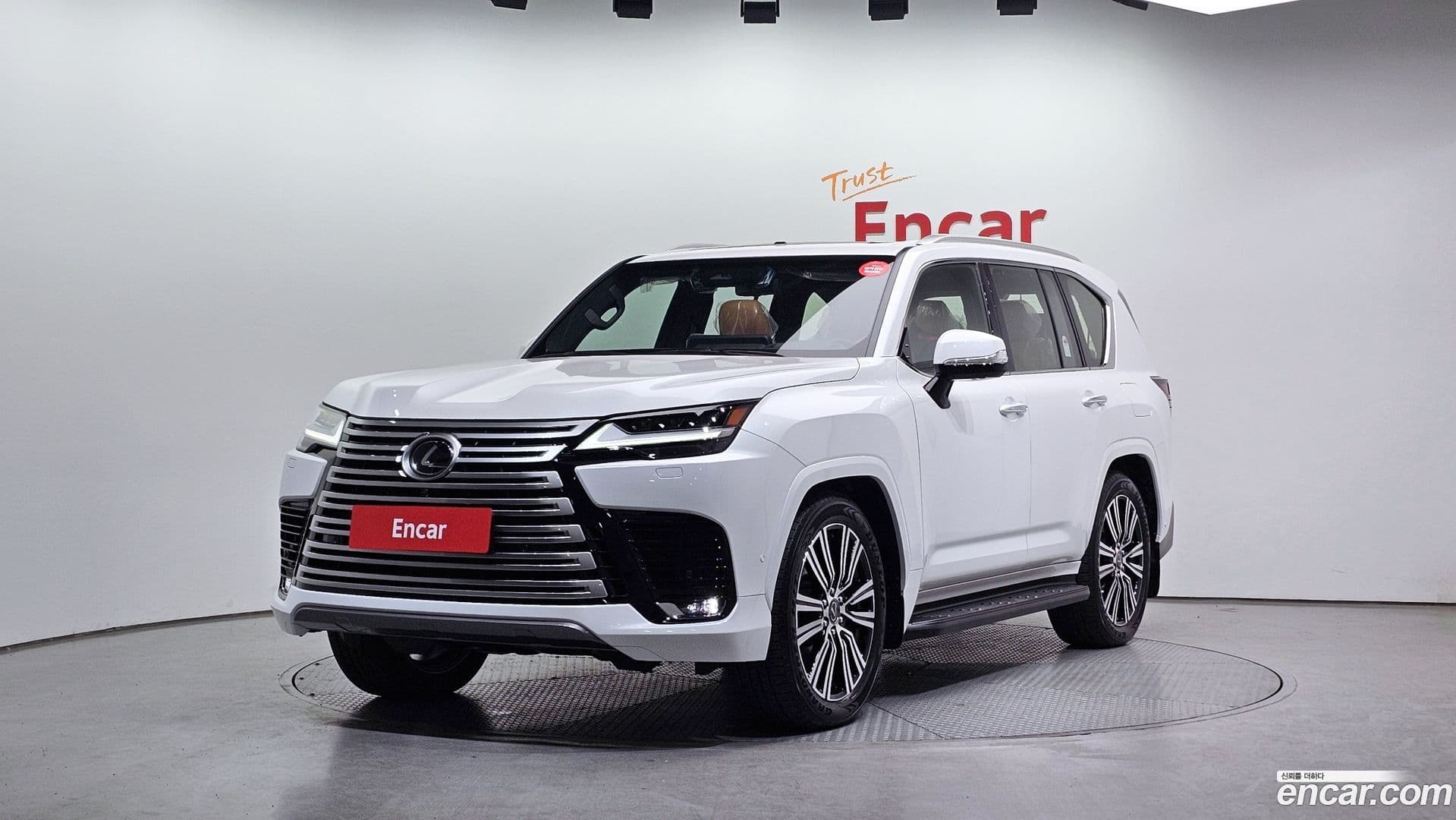 Main__Slider__Photo:LX Lexus 2026.0-0