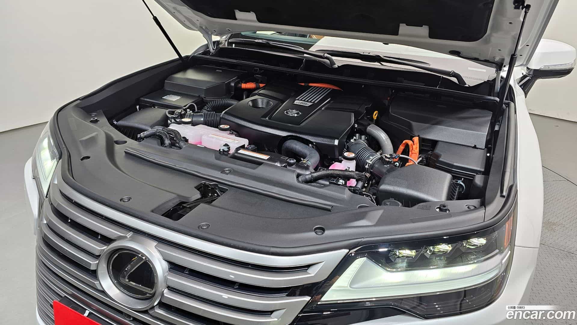 LX Lexus 2026.0-INNER-006