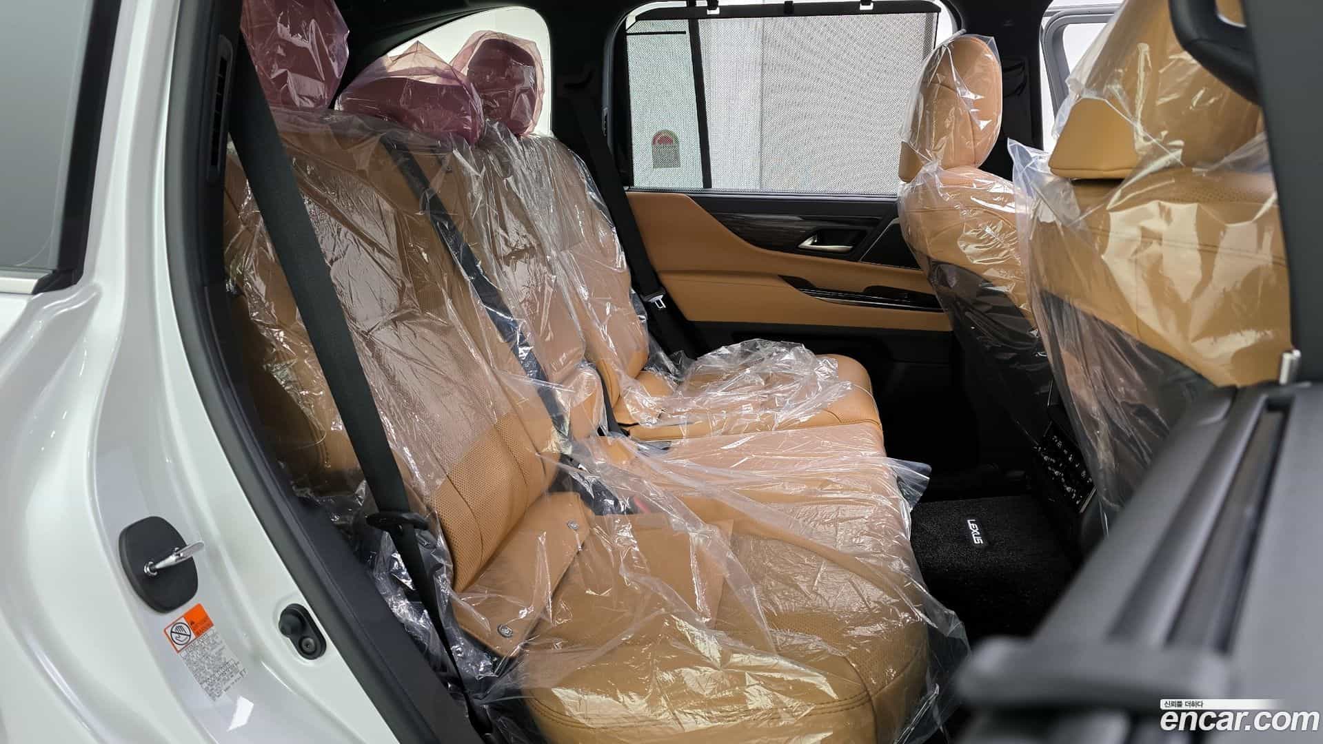 LX Lexus 2026.0-OPTION-016