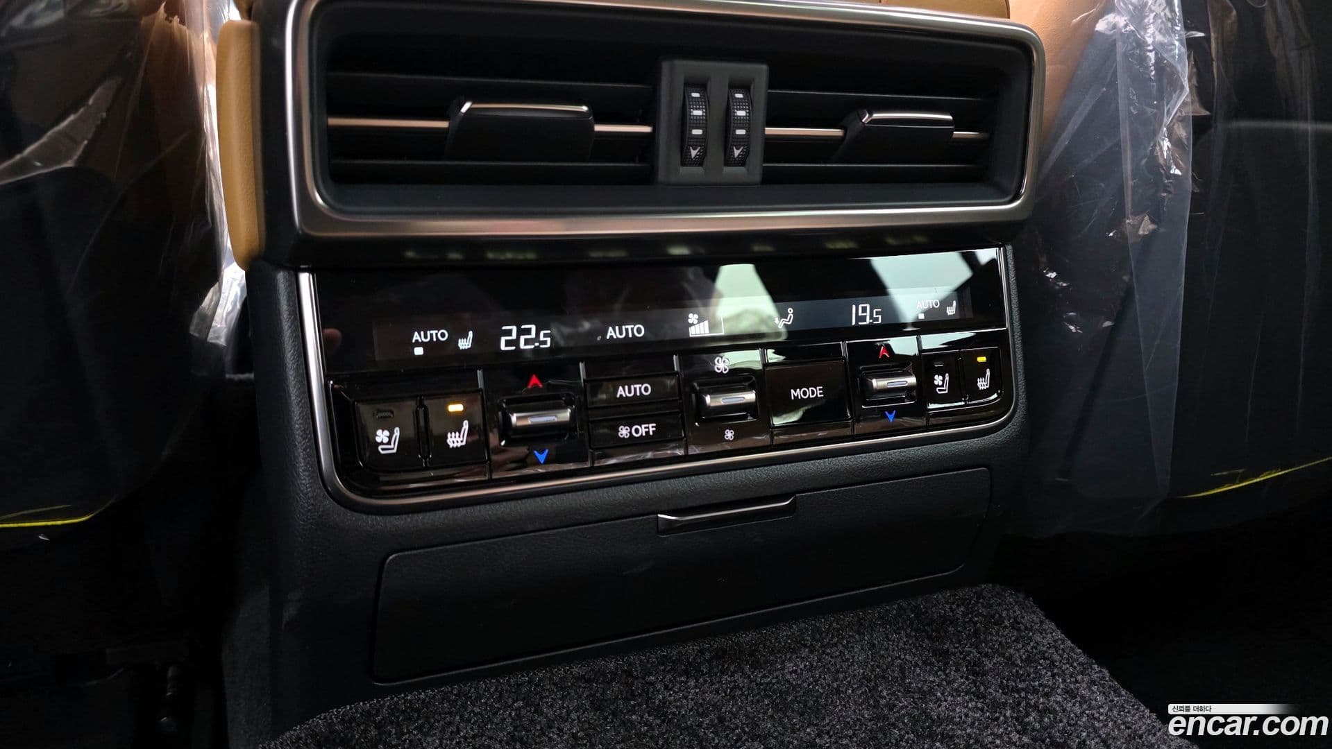 Main__Slider__Photo:LX Lexus 2026.0-17