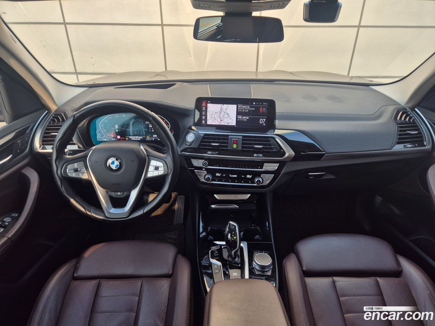 Main__Slider__Photo:X3 BMW 2021.2-6