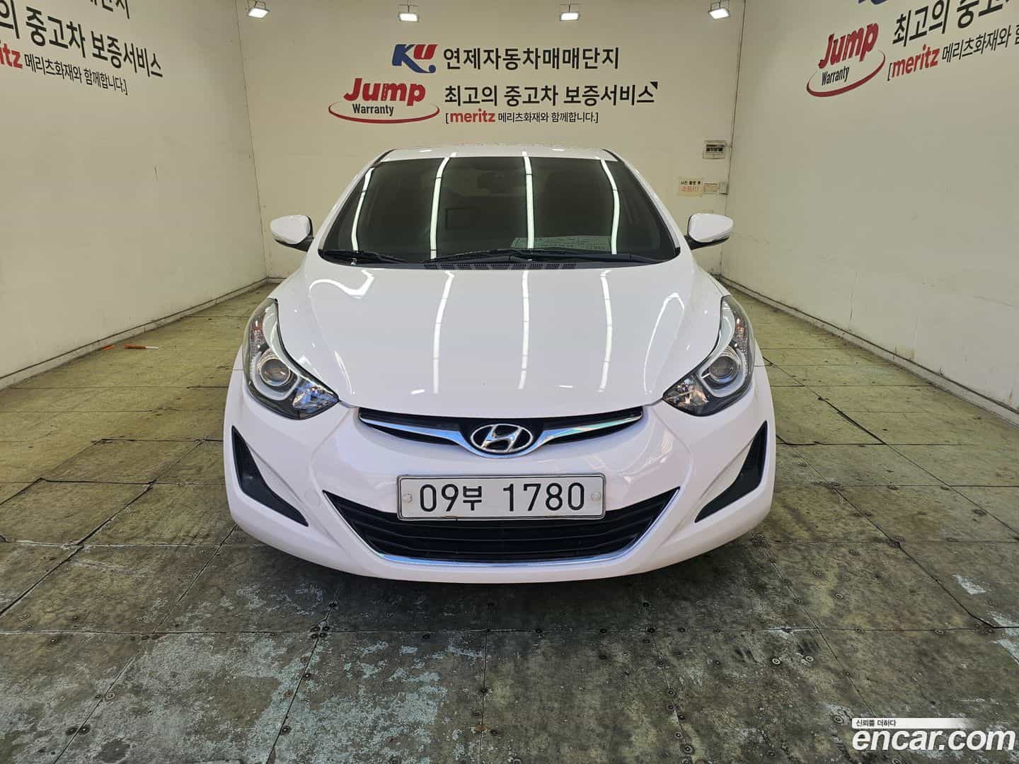 AVANTE Hyundai 2015.1-OUTER-001
