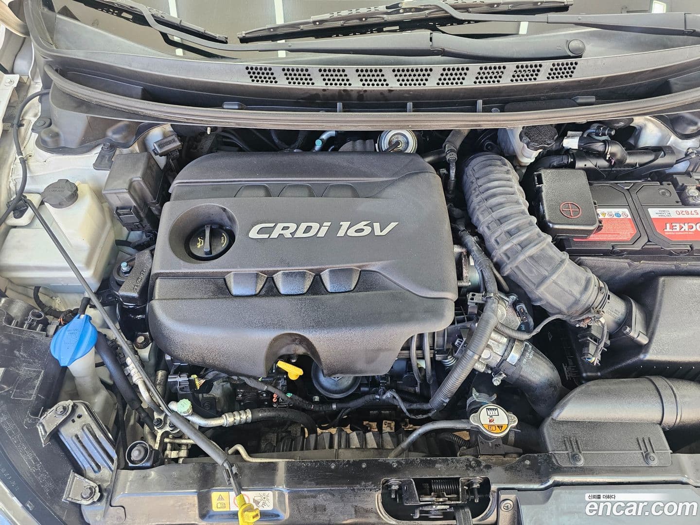 Main__Slider__Photo:AVANTE Hyundai 2015.1-5