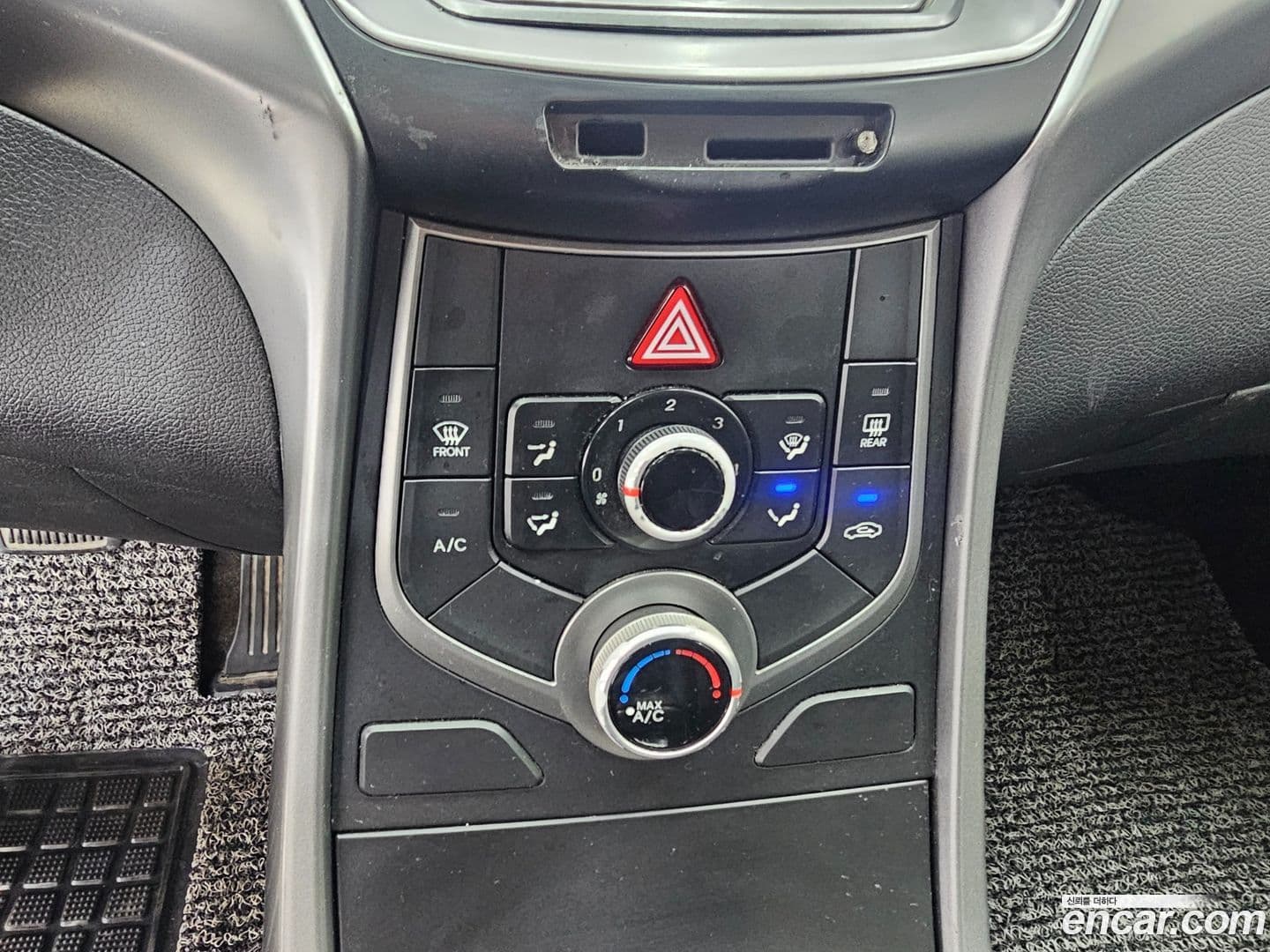 Main__Slider__Photo:AVANTE Hyundai 2015.1-14