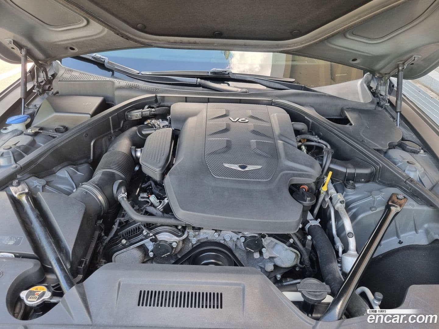 Main__Slider__Photo:G80 Genesis 2017.7-5