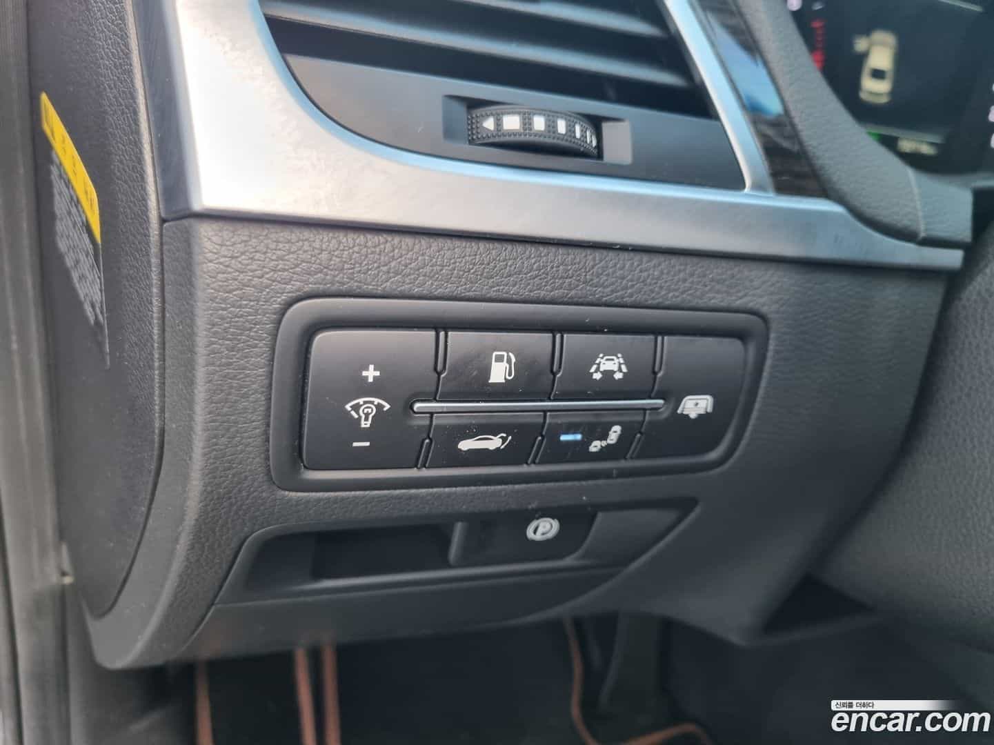 G80 Genesis 2017.7-OPTION-016