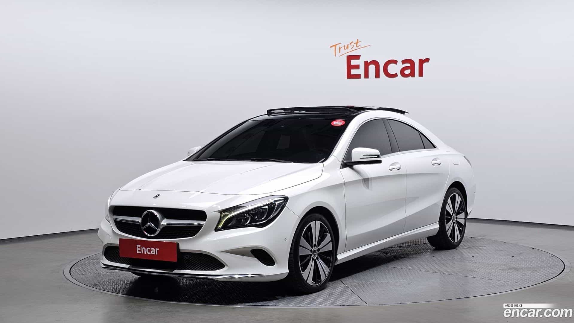 CLA-Class Mercedes-Benz 2018.2-OUTER-001