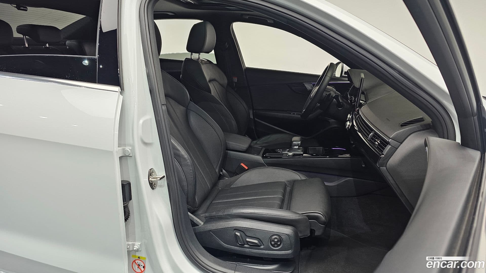 Main__Slider__Photo:A4 Audi 2021.6-9