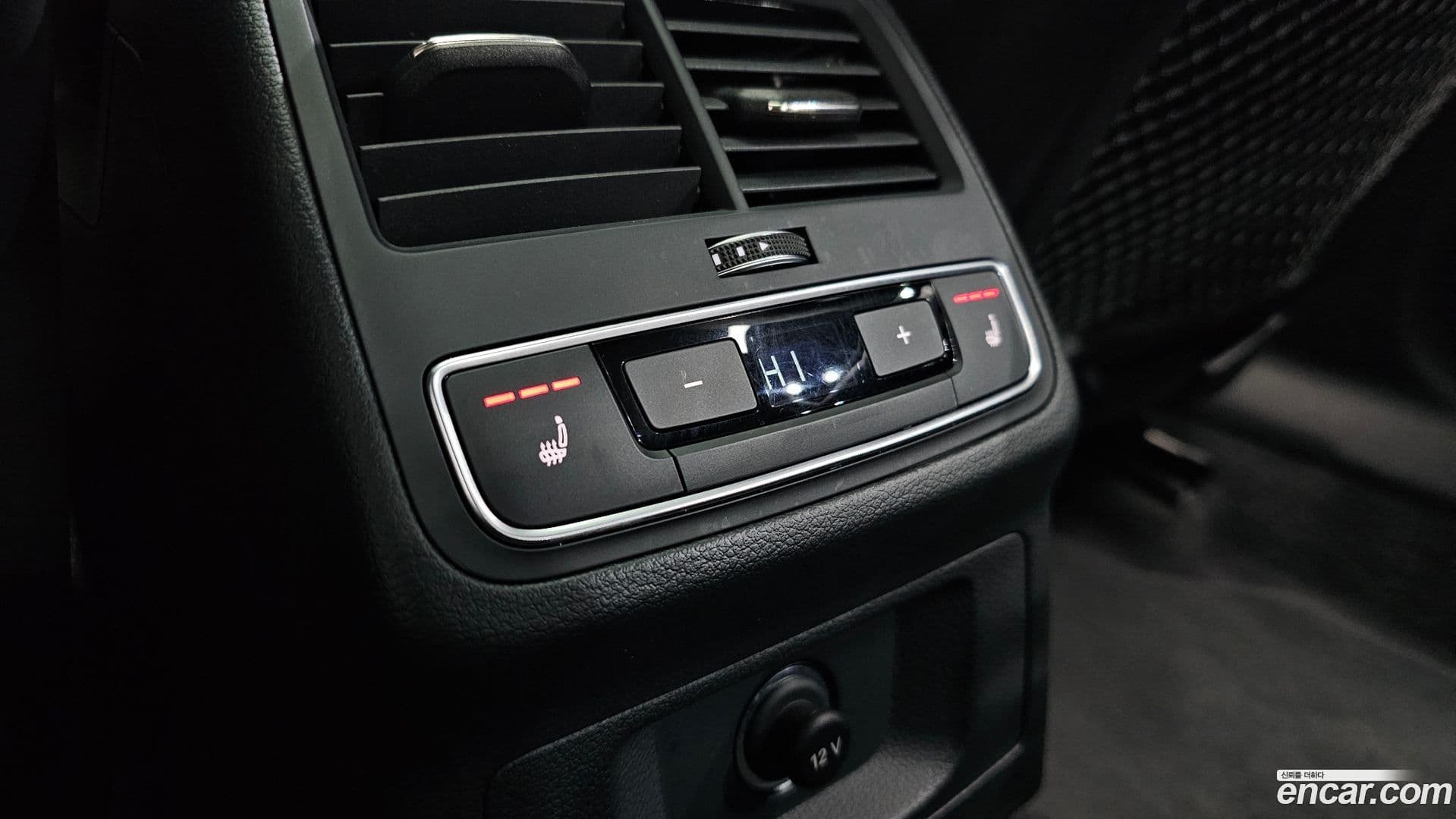 Main__Slider__Photo:A4 Audi 2021.6-18