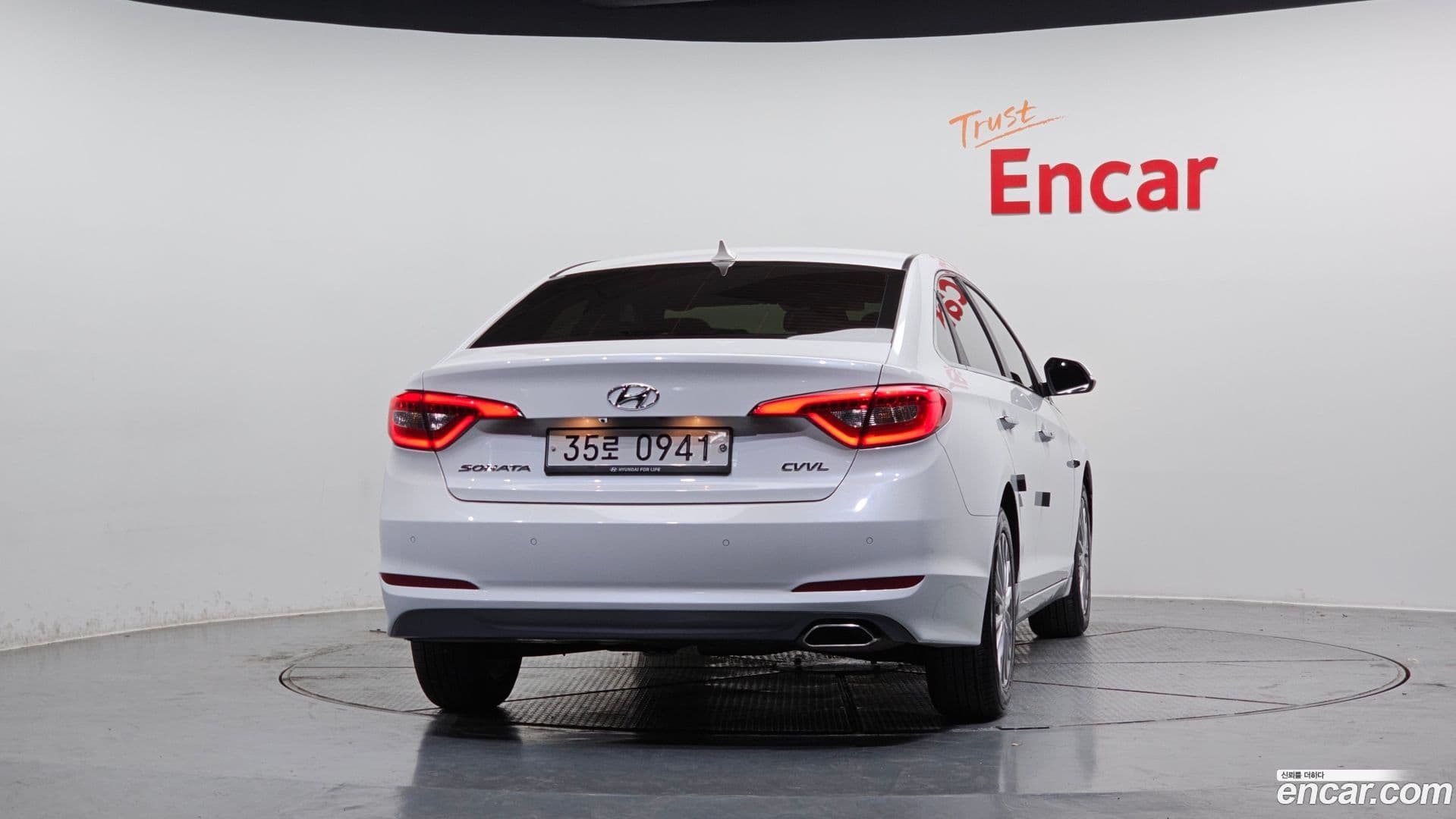 Main__Slider__Photo:Sonata Hyundai 2016.2-3