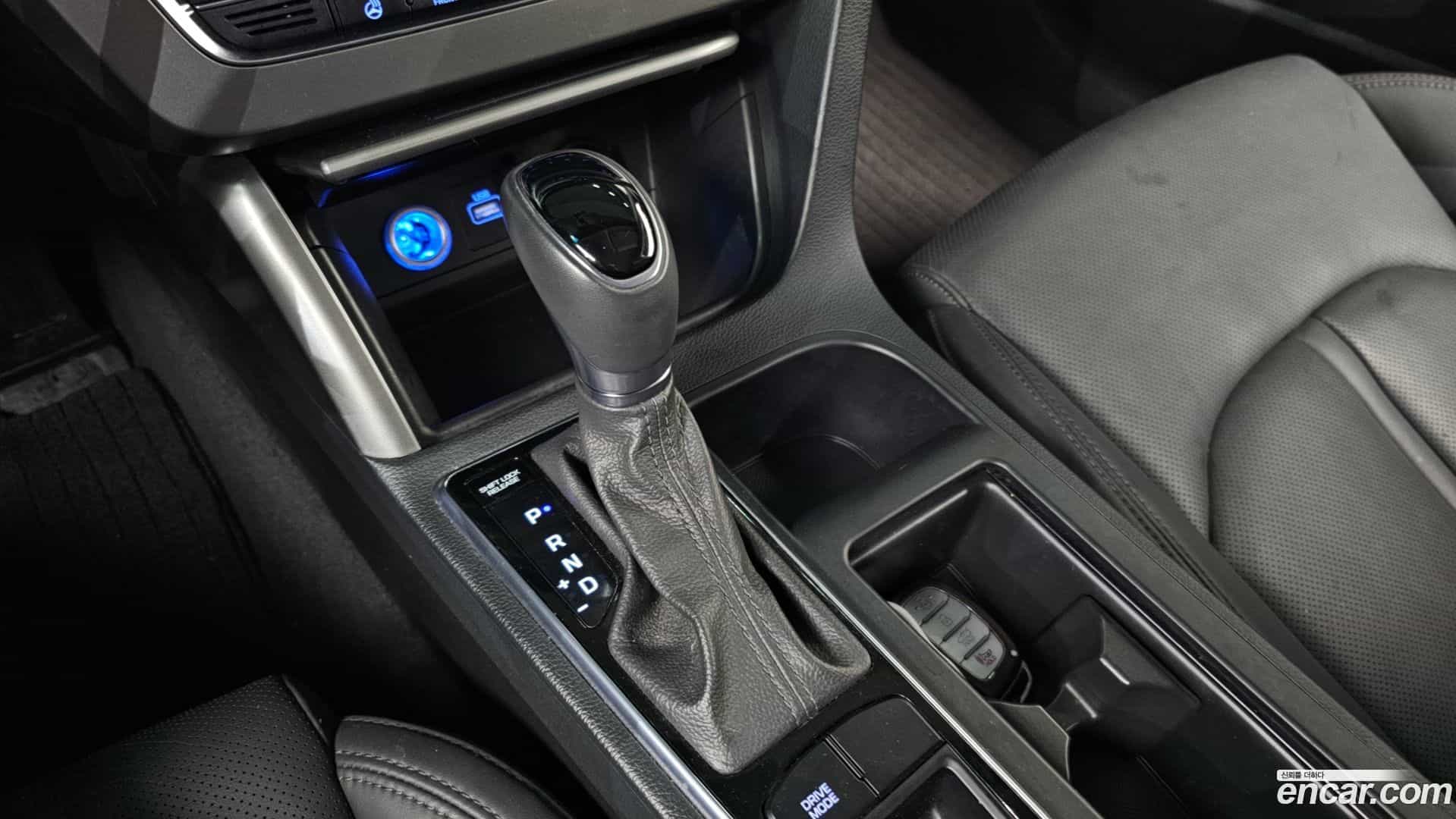 Sonata Hyundai 2016.2-INNER-009