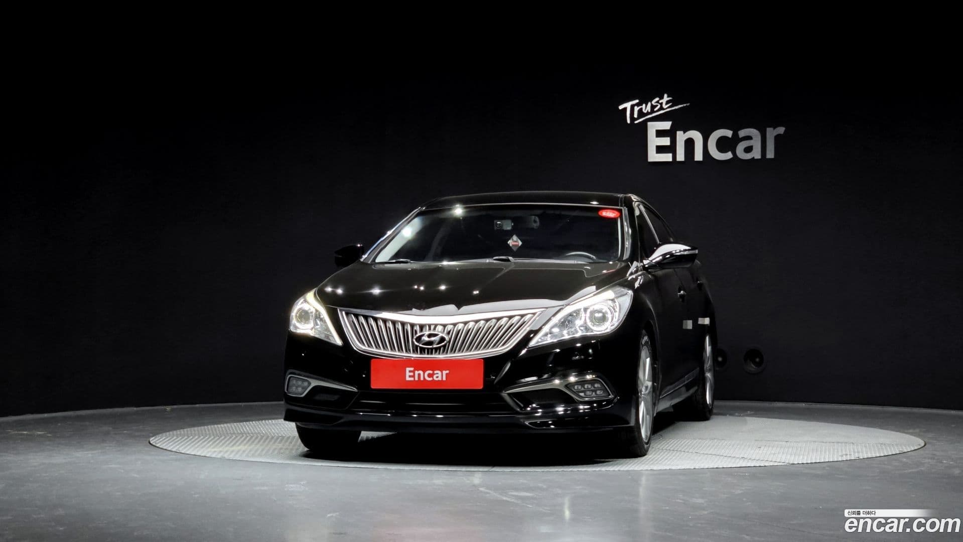 Main__Slider__Photo:Grandeur Hyundai 2015.10-2