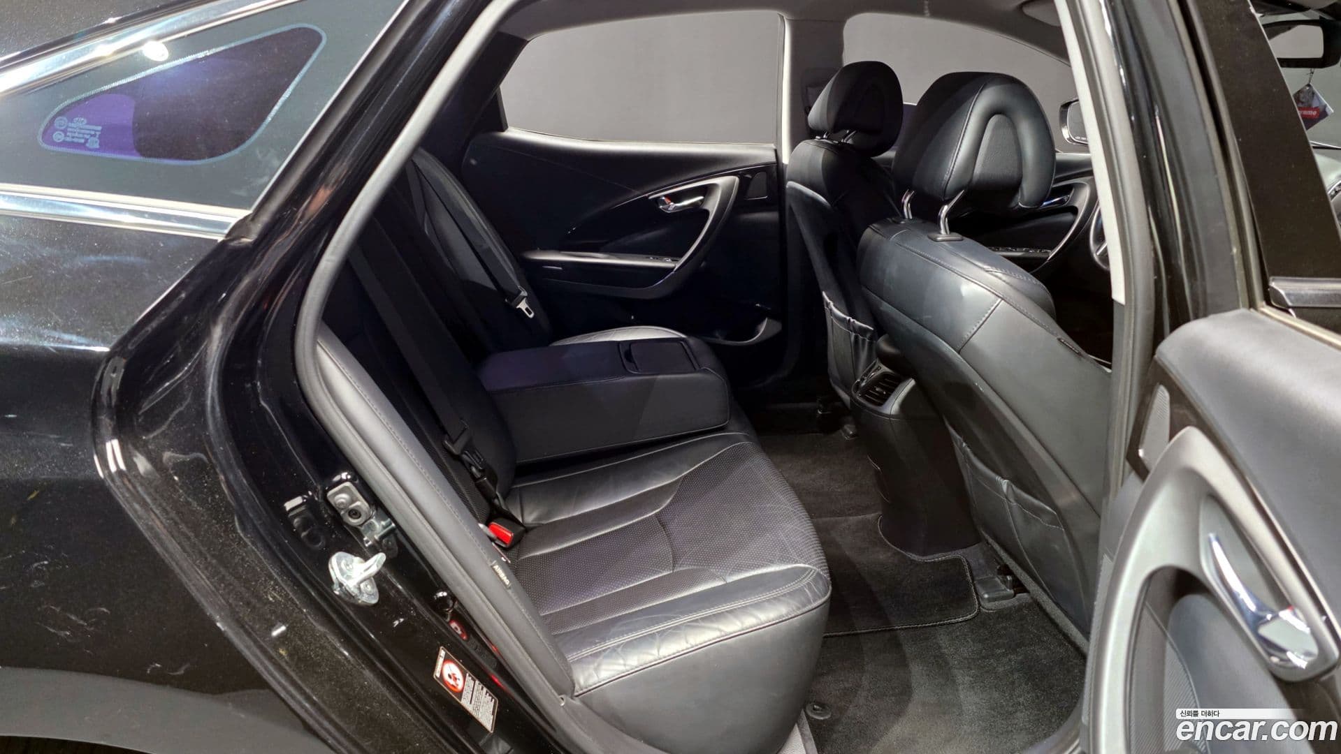 Main__Slider__Photo:Grandeur Hyundai 2015.10-11