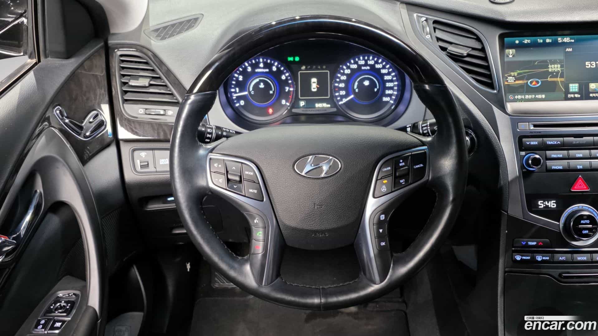 Grandeur Hyundai 2015.10-OPTION-017