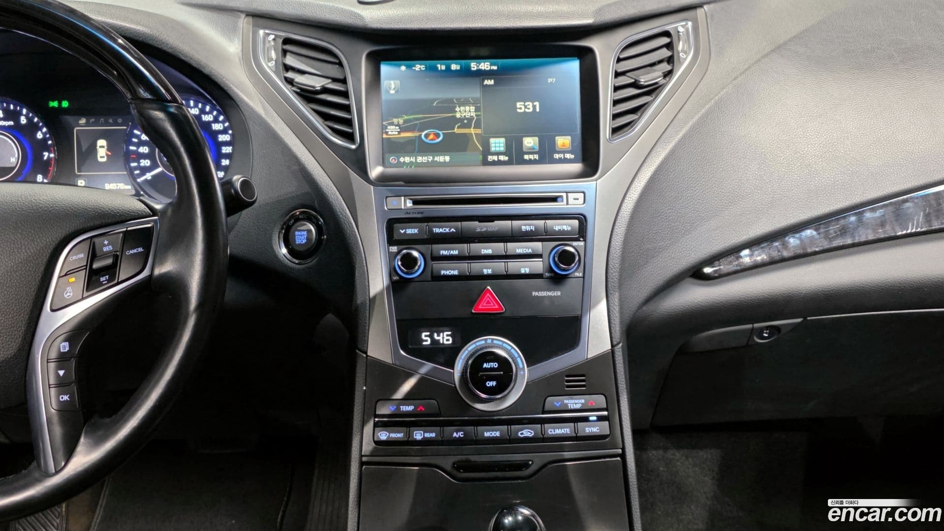 Main__Slider__Photo:Grandeur Hyundai 2015.10-13