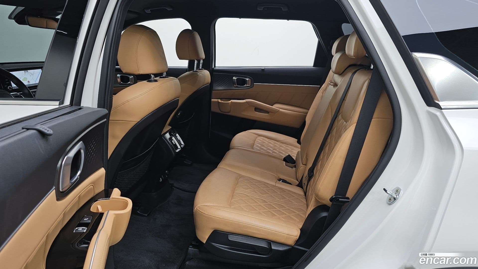 Main__Slider__Photo:Sorento Kia 2020.4-10