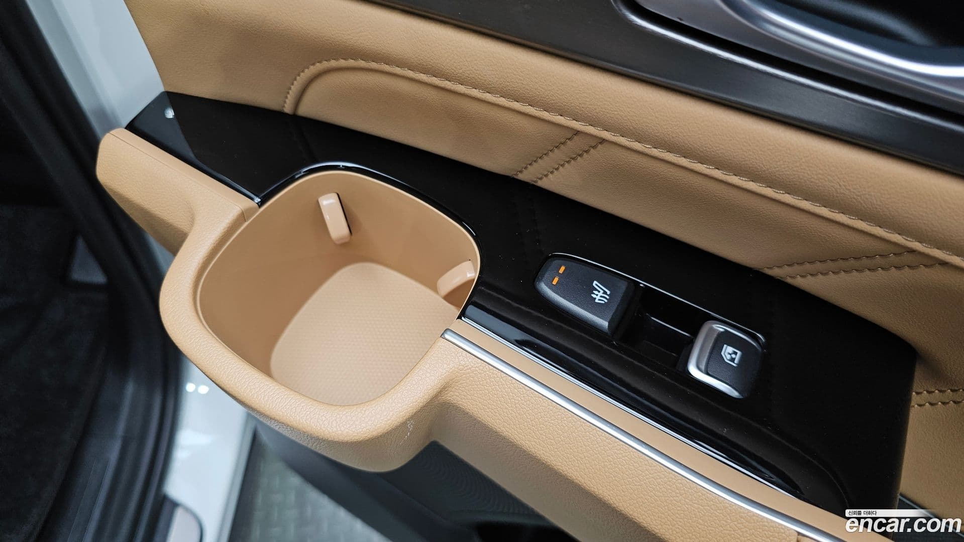 Main__Slider__Photo:Sorento Kia 2020.4-18