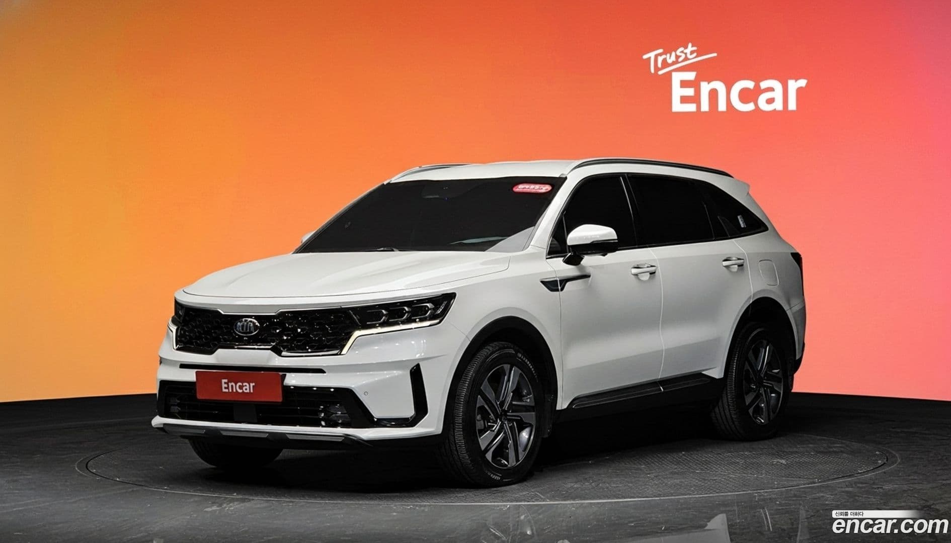 Main__Slider__Photo:Sorento Kia 2020.4-0