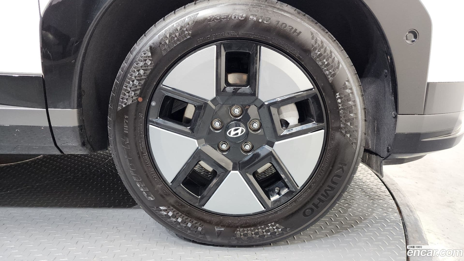 Main__Slider__Photo:Santafe Hyundai 2023.11-4