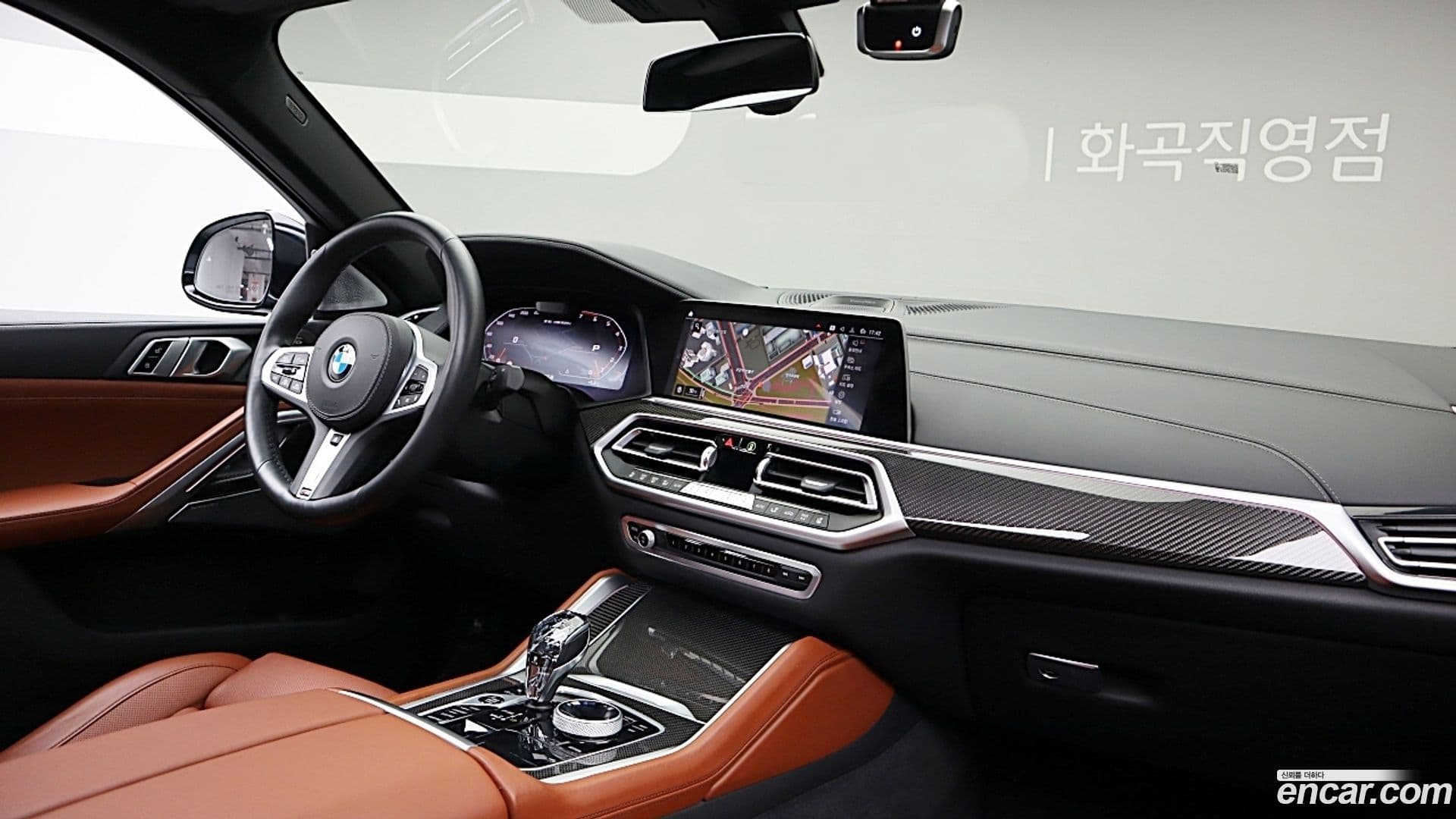 Main__Slider__Photo:X6 BMW 2021.6-14