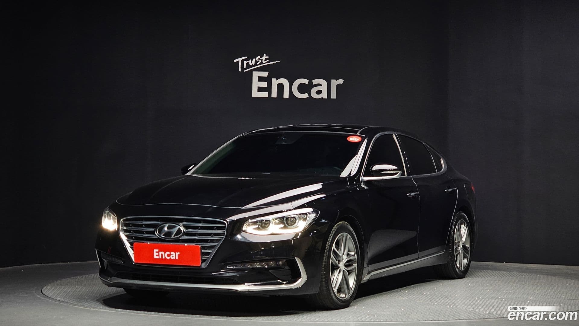 Main__Slider__Photo:Grandeur Hyundai 2017.2-0