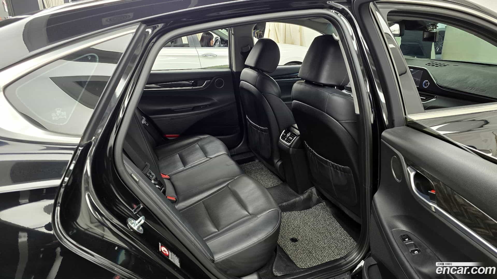 Grandeur Hyundai 2017.2-OPTION-016