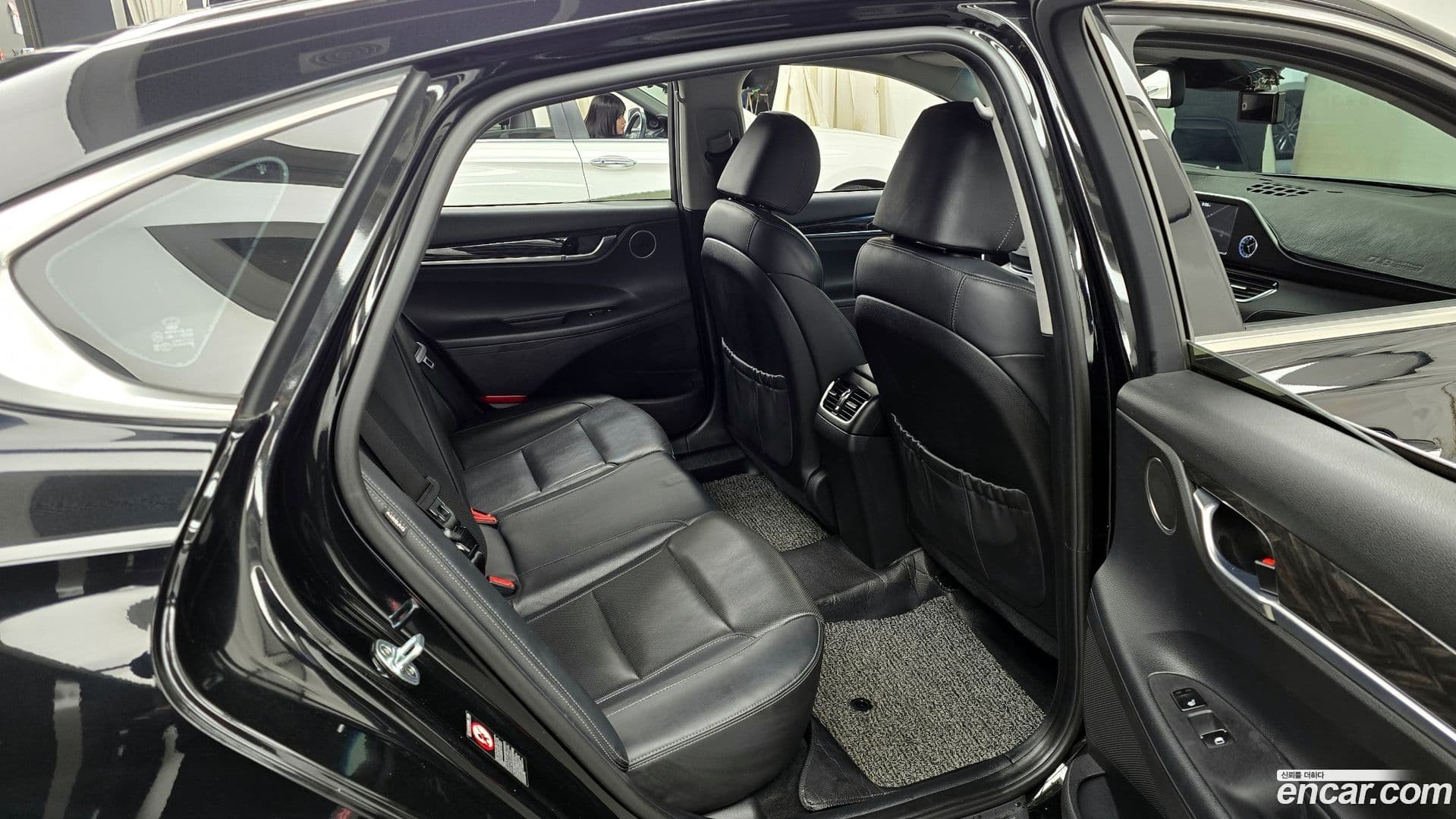 Main__Slider__Photo:Grandeur Hyundai 2017.2-11