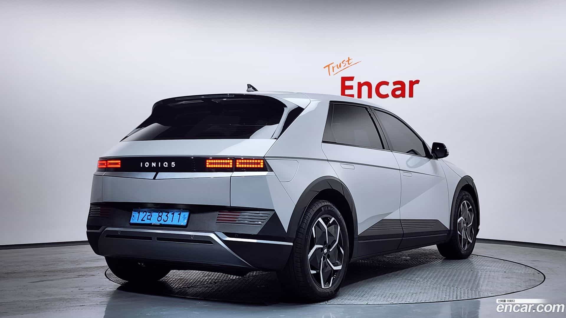 Ioniq5 Hyundai 2021.11-OUTER-002