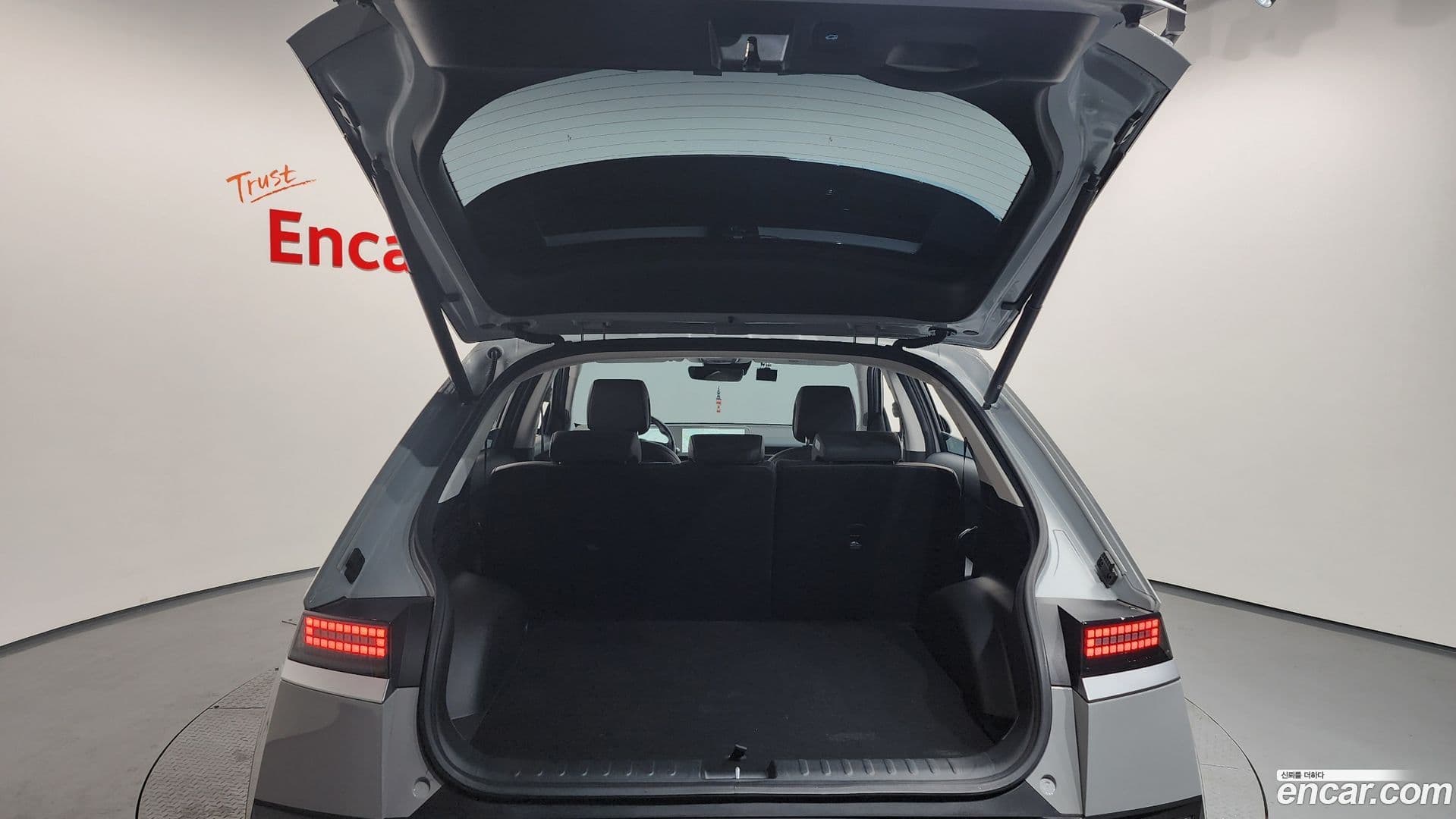 Main__Slider__Photo:Ioniq5 Hyundai 2021.11-19