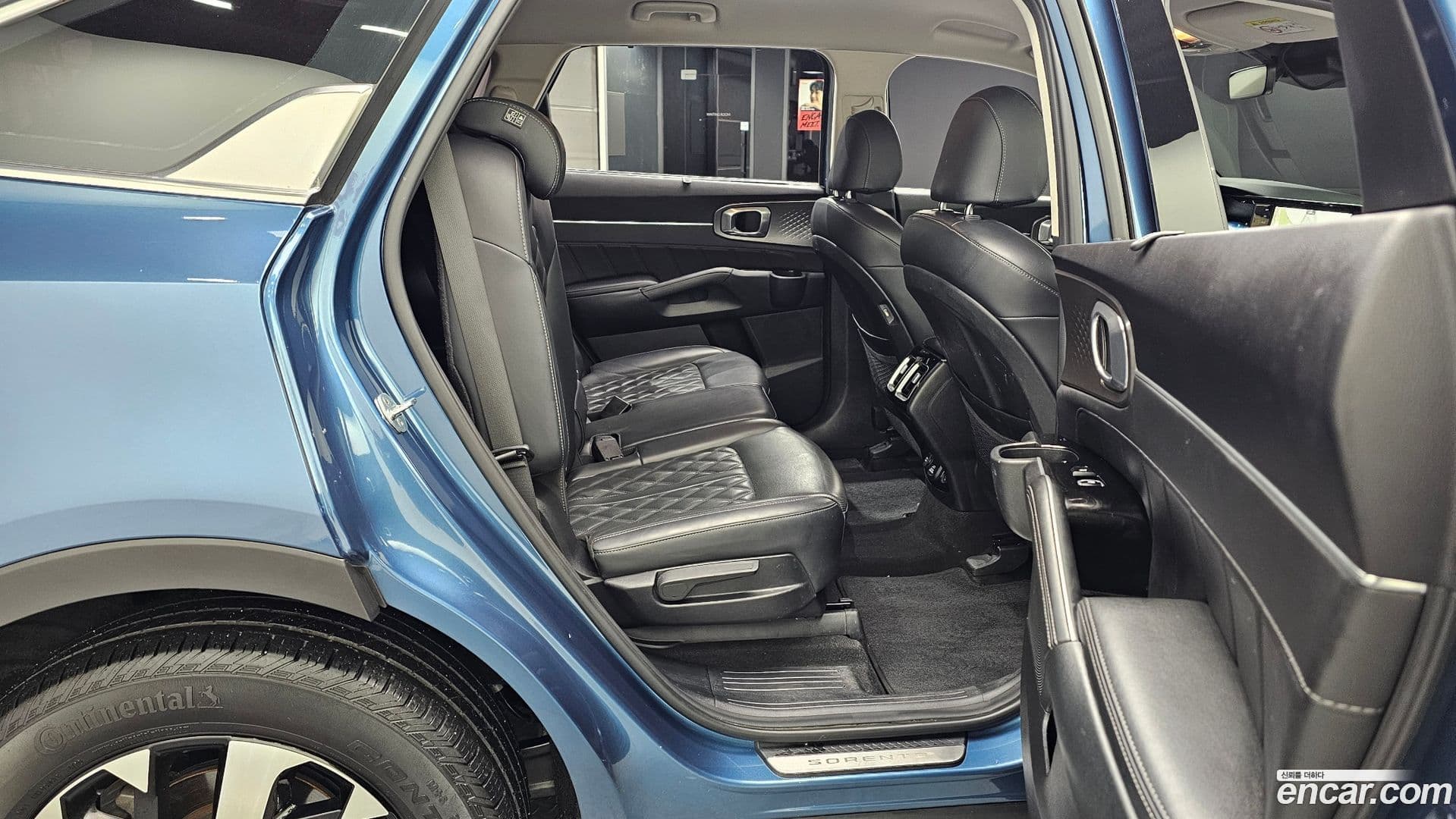 Main__Slider__Photo:Sorento Kia 2021.3-11