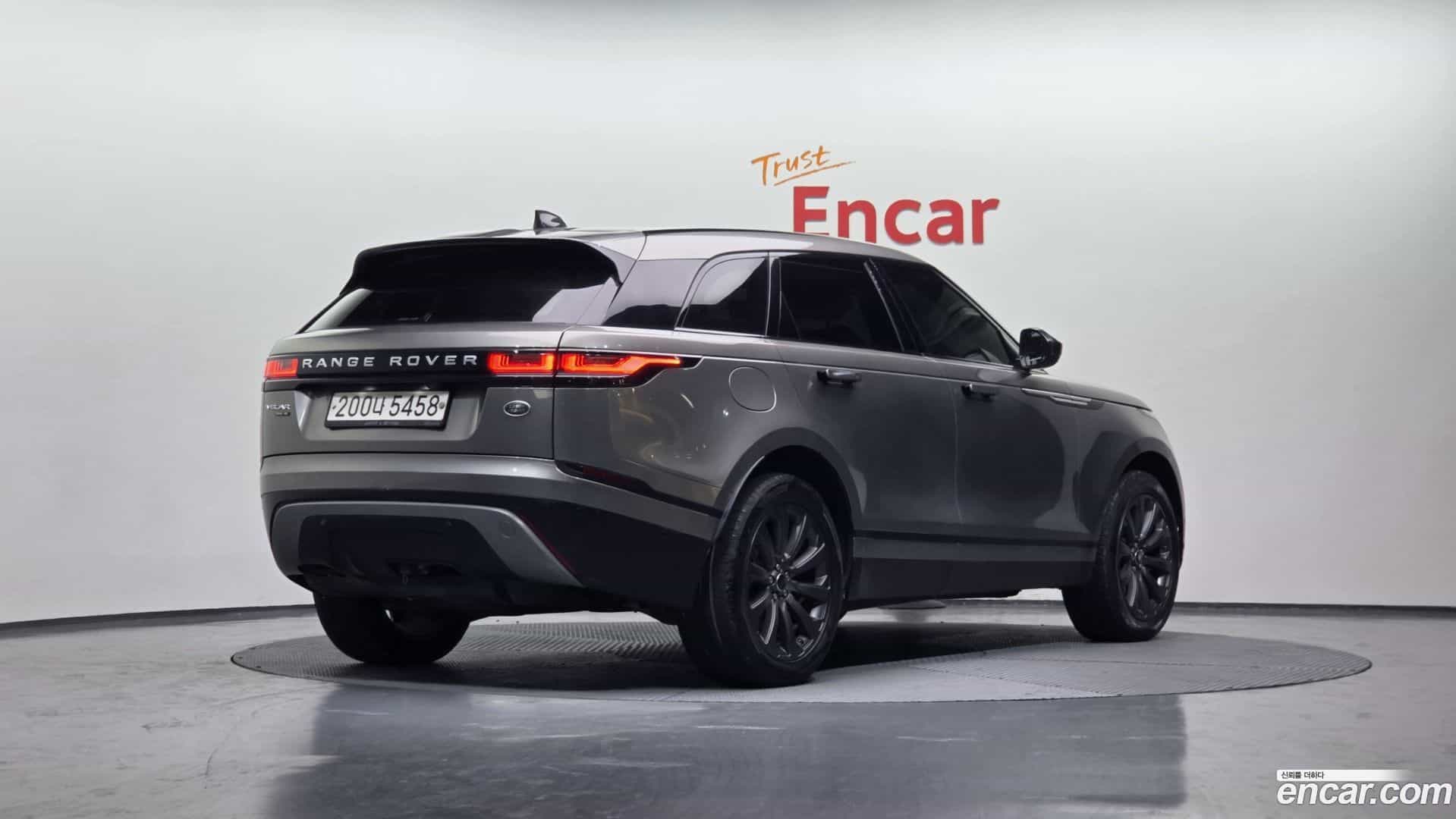 Range Rover Velar Land Rover 2018.6-OUTER-002